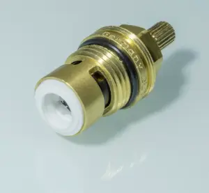Кран-букса (СВЕРХПРОЧНОЙ КЕРАМИКОЙ) для смес. 20 шл GANZER (300/1шт)