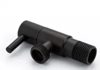 Кран угловой с отражателем черный 1/2" × 1/2" для подкл. приборов TIM (80/1)