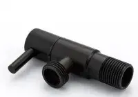 Кран угловой с отражателем черный 1/2" × 1/2" для подкл. приборов TIM (80/1)